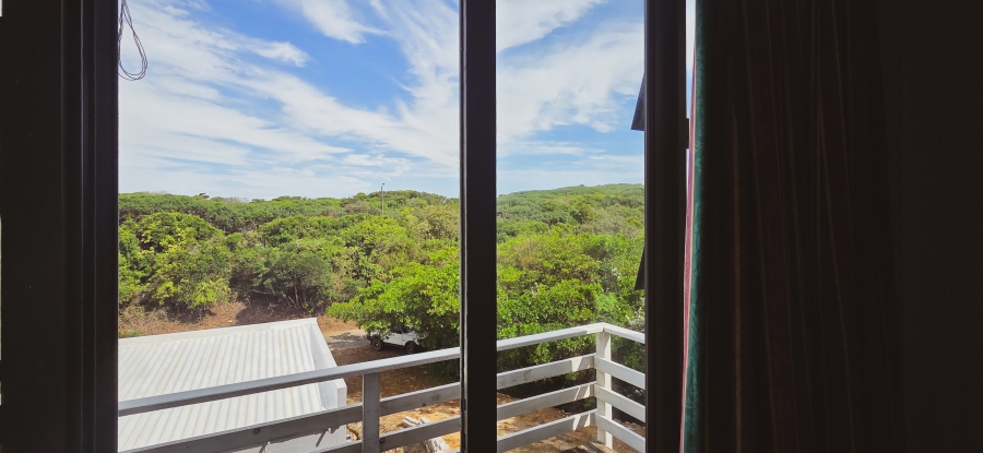 4 Bedroom Property for Sale in Boknesstrand Eastern Cape